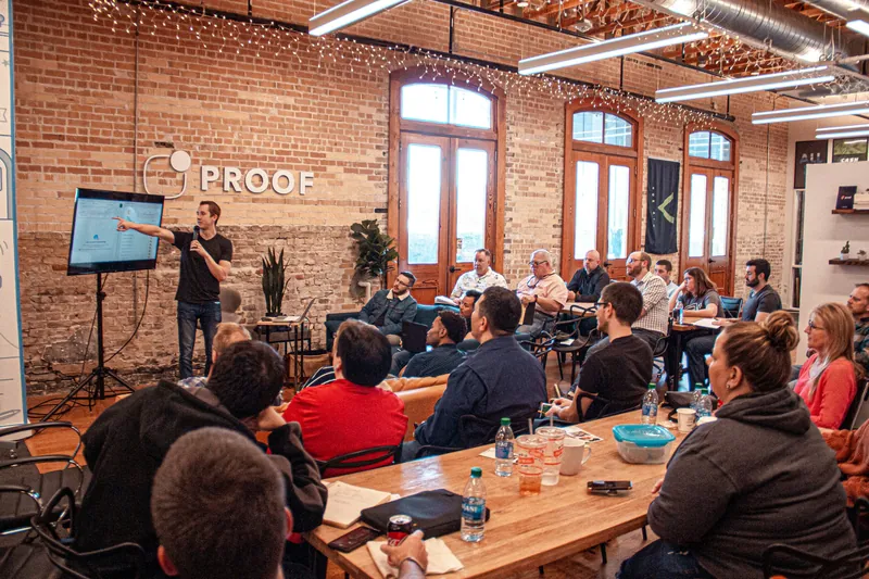 Hybrid Events That Actually Work: Bridging In-Person and Virtual Audiences