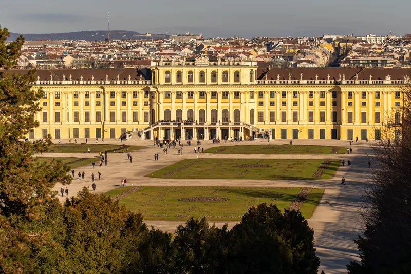 Austria Vienna + Salzburg