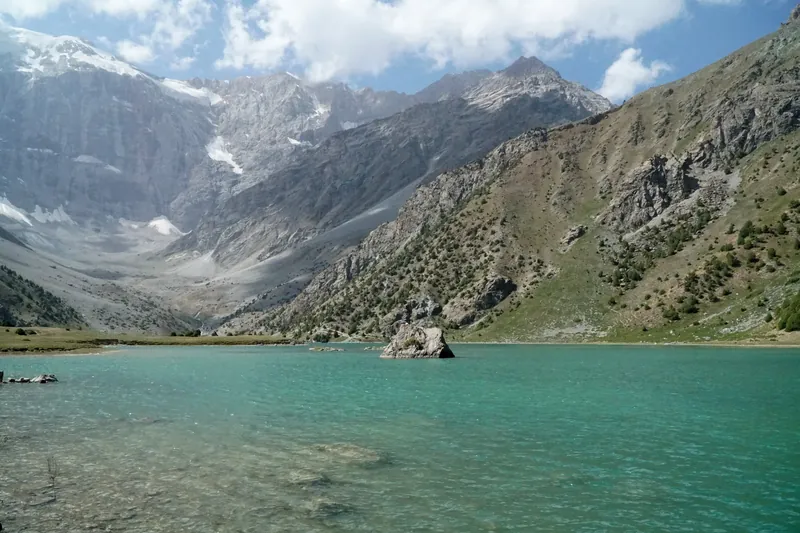 Fann Mountains Alpine Lakes Trek