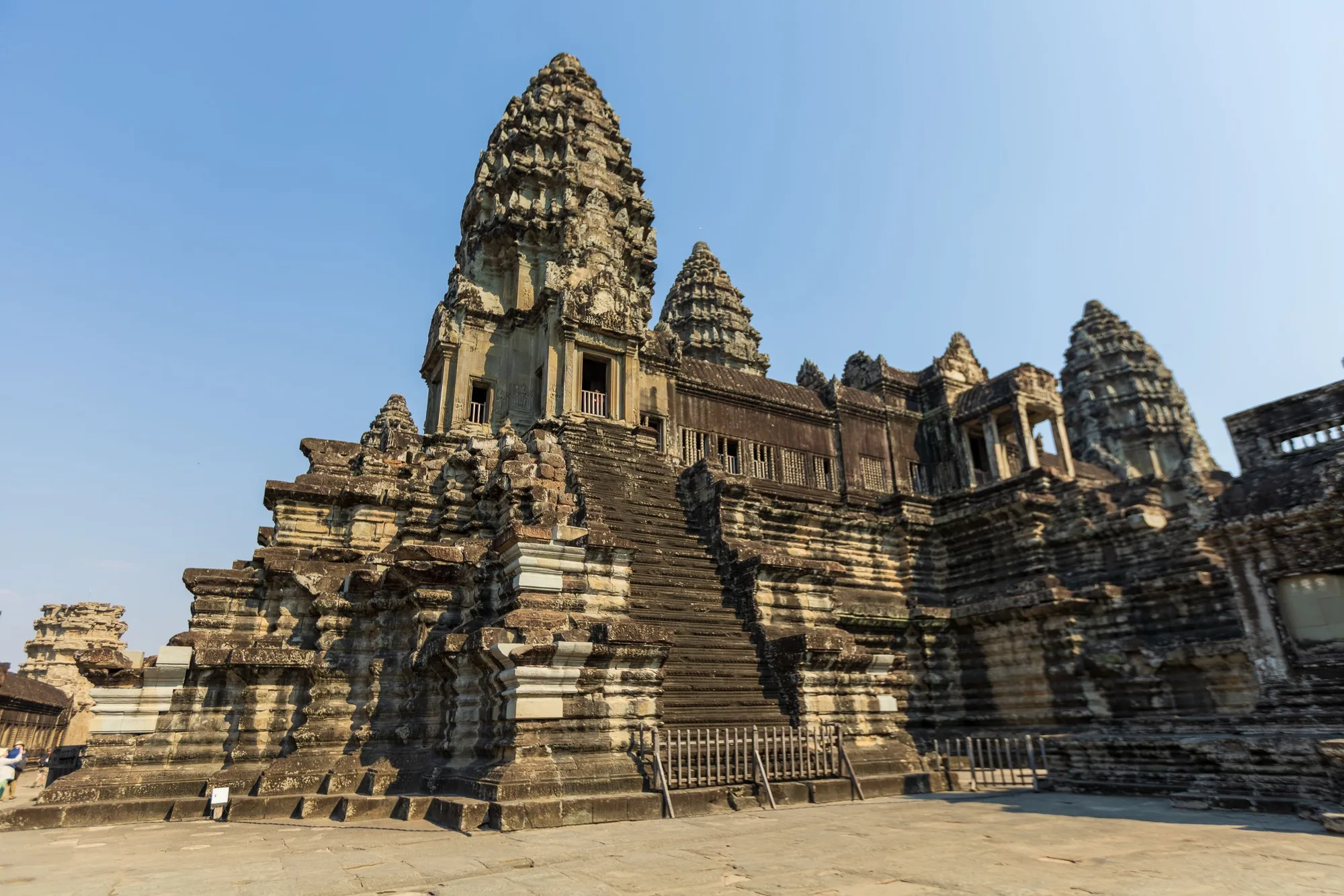 Cambodia Angkor Wat Group Explorer