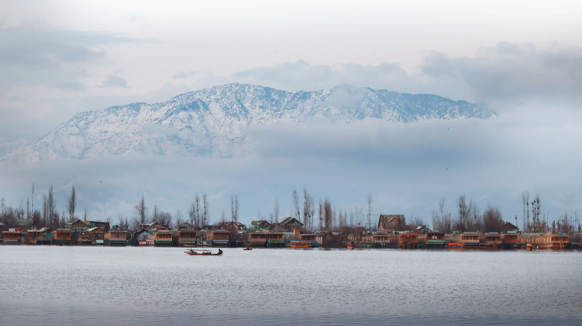 Kashmir Valley Honeymoon: Srinagar, Gulmarg & Pahalgam