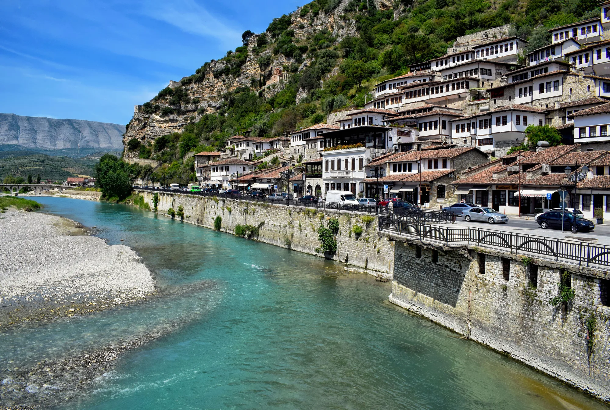 Berat travel 1