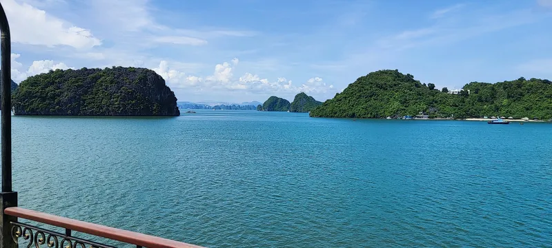 Ha Long Bay travel 3