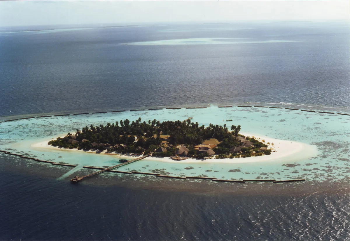 Ari Atoll travel 1
