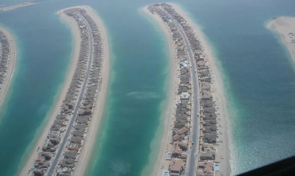 Dubai Marina & Palm Jumeirah travel 1