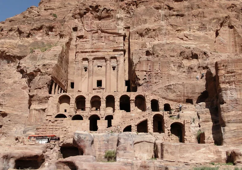 Petra travel 2